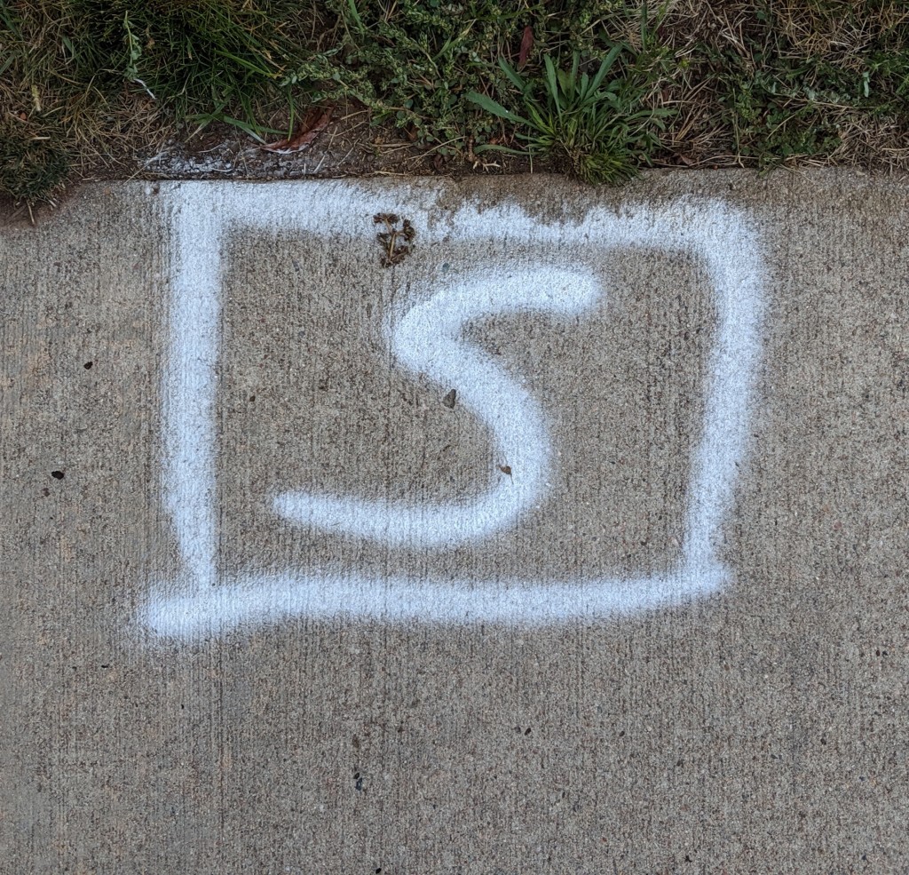 Splice vault pavement marking.