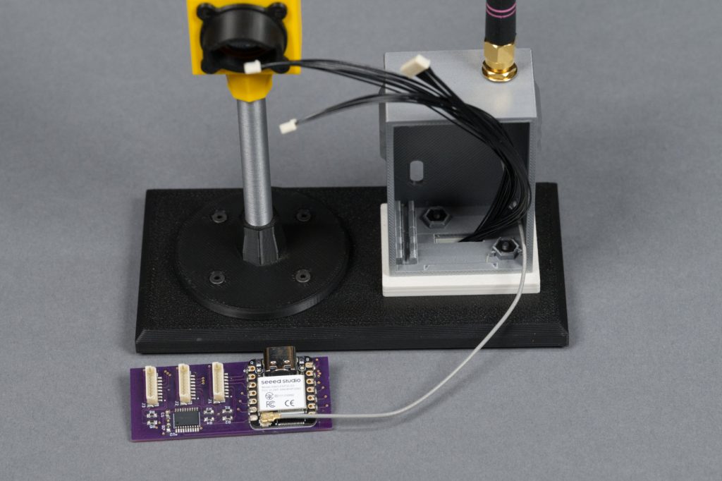 Antenna connected to controller board.